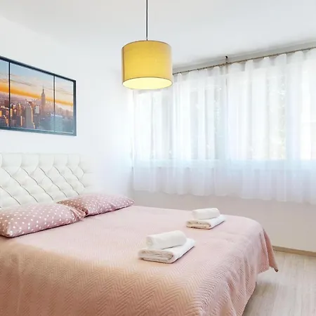 Airy And Modern Mon Cheri Apartamento *