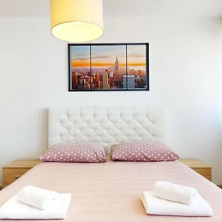 Airy And Modern Mon Cheri Apartamento