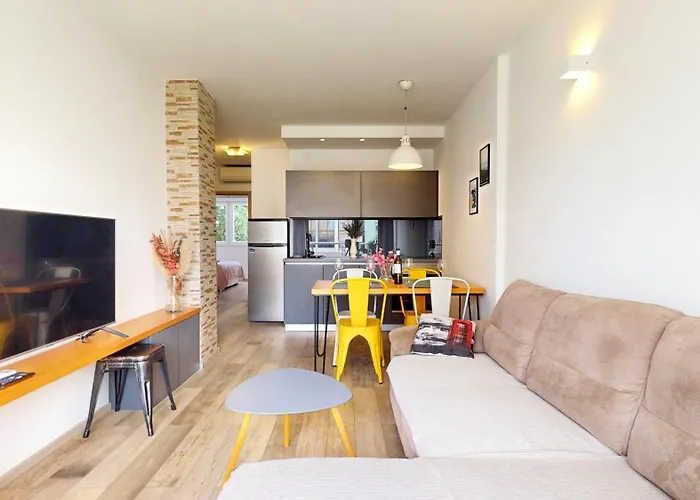 Airy And Modern Mon Cheri Apartamento *