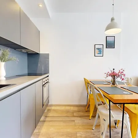 Airy And Modern Mon Cheri Apartament Split